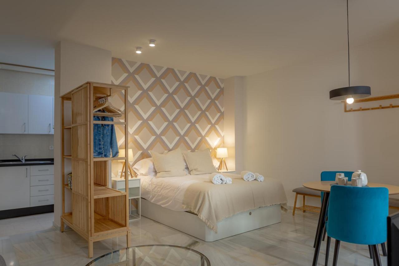 Teatro Suites Malaga Playa Екстер'єр фото